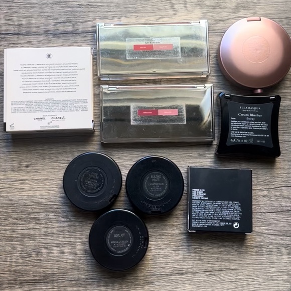 Beauty Blush Bundle - Picture 3 of 3